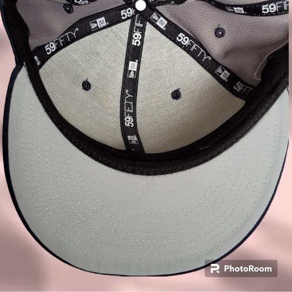 Dallas Cowboys Emboidered Cap - Picture 2 of 5